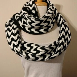 Calvin Klein Black and White Infinity Knit Striped Scarf Neckwarmer